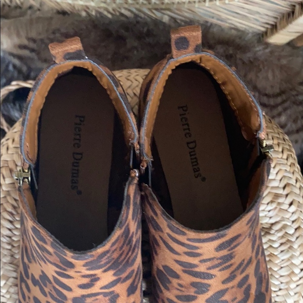 NEW Leopard Ankle Booties - Picture 6 of 9